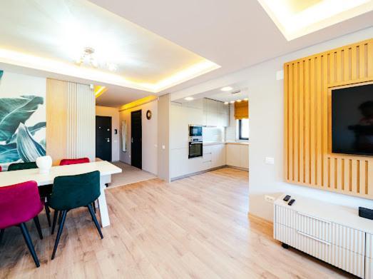 Rainforest Apartament Ghimbav Exterior photo